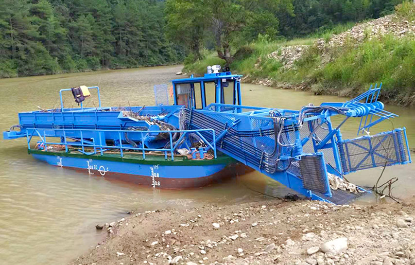 全自动垃圾打捞船是如何实现高效、精准收集水面漂浮物的？